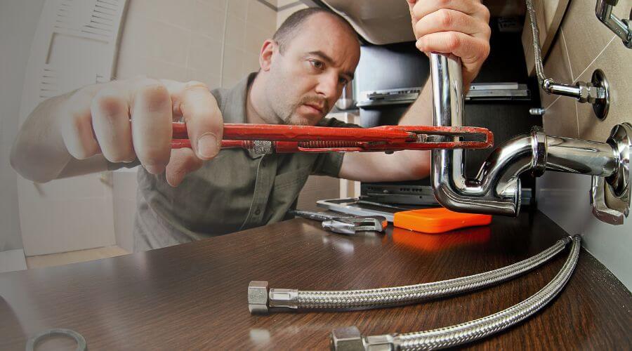Expert burst pipe repair services in Kirby, WY